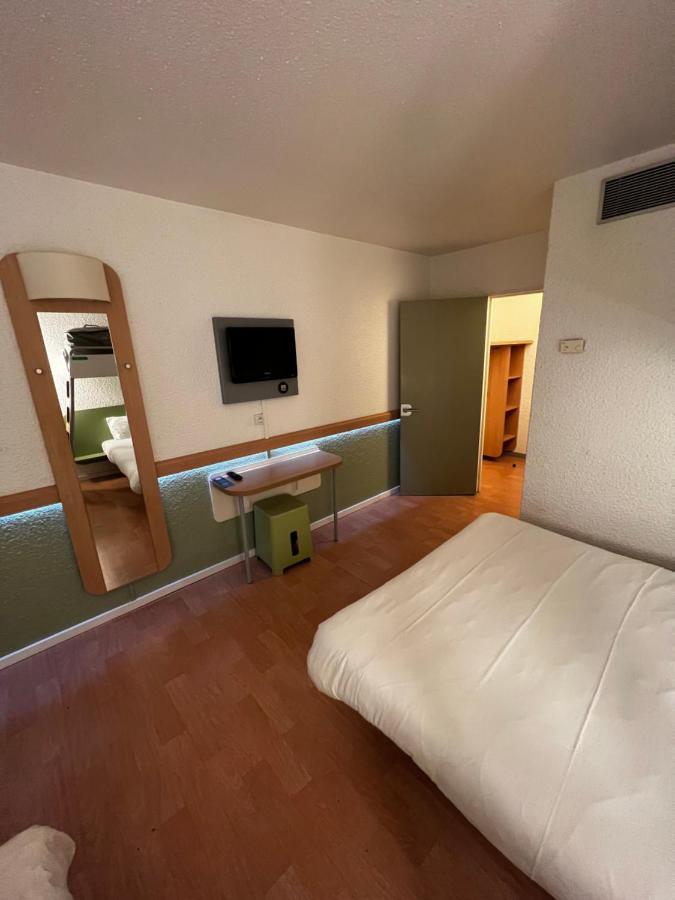 Ibis Budget Est Porte D'aubagne Hotel Marseille